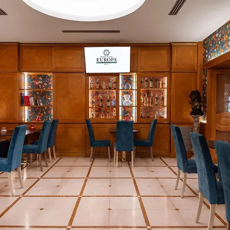 Grand Europa & Restaurant Hotel Naples