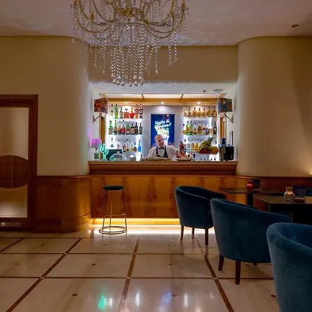 Hotel Grand Europa & Restaurant 3*