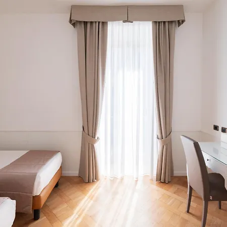 Grand Europa & Restaurant Hotel Naples