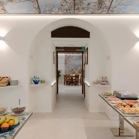 Hotel Grand Europa & Restaurant Naples
