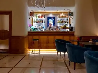 Grand Europa & Restaurant