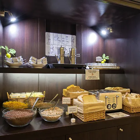 Grand Europa & Restaurant 3* Neapol