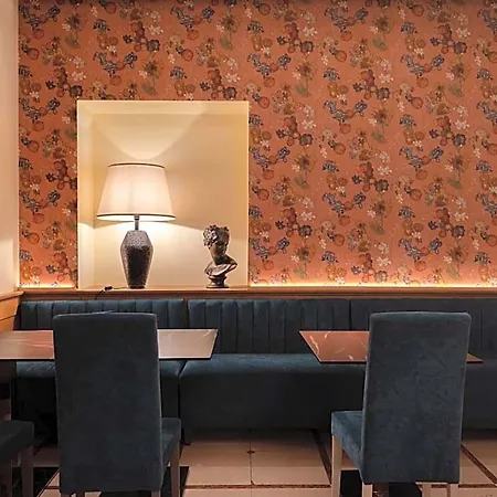 Grand Europa & Restaurant Hotel