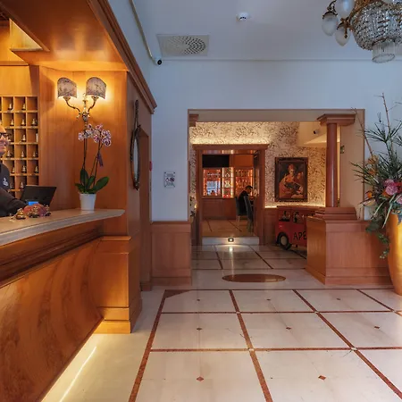 Grand Europa & Restaurant Hotel
