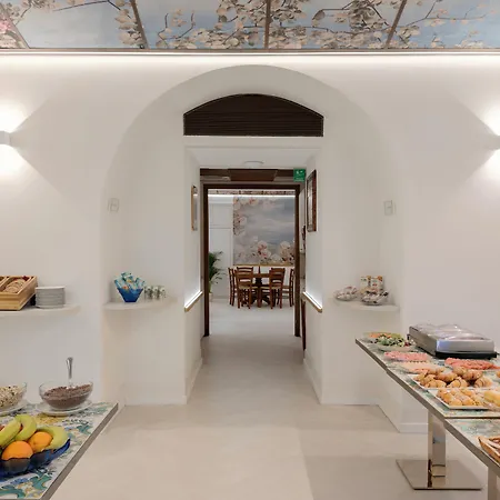 Grand Europa & Restaurant Hotel