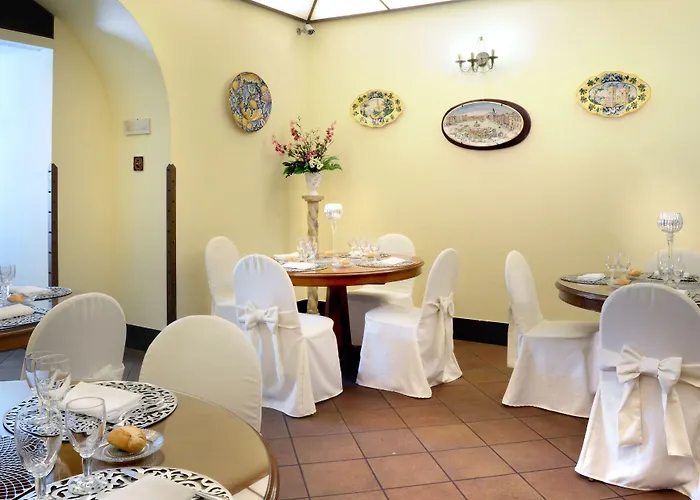 Grand Europa & Restaurant 3* Napoli