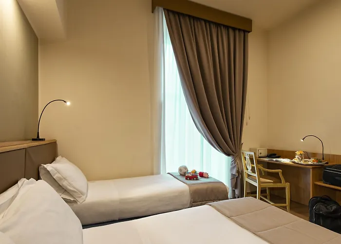 Grand Europa & Restaurant 3* Napoli