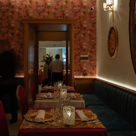 Grand Europa & Restaurant 3* נאפולי